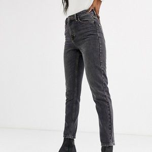 NWT Topshop Washed Black Mom Jeans W34 L32